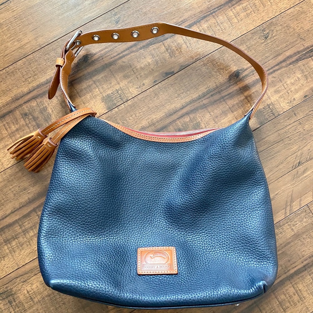 Dooney & Bourke navy blue purse